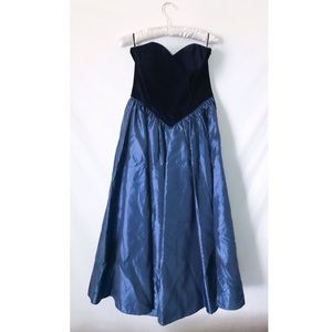 *Vintage* Laura Ashley dress